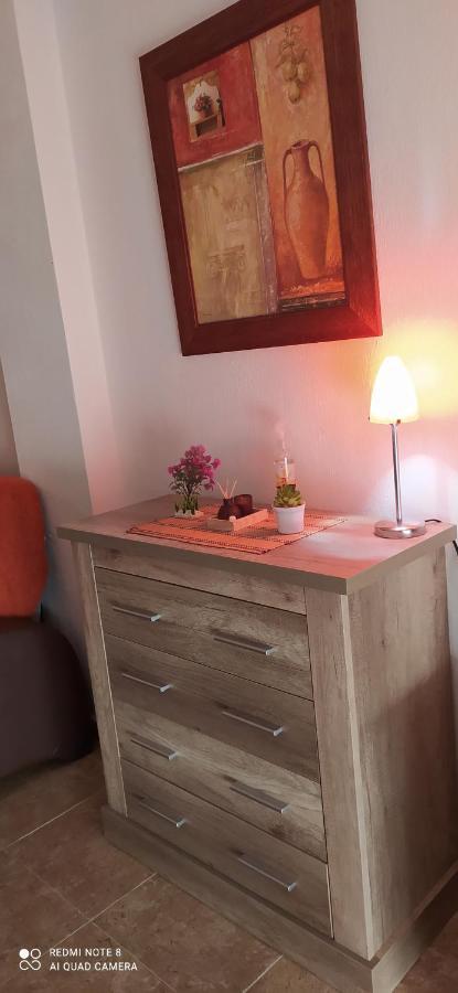 Estudio Wifi Bano 1 Sofa Cama Doble Piscina Playa 100Mts Torrevieja Ngoại thất bức ảnh