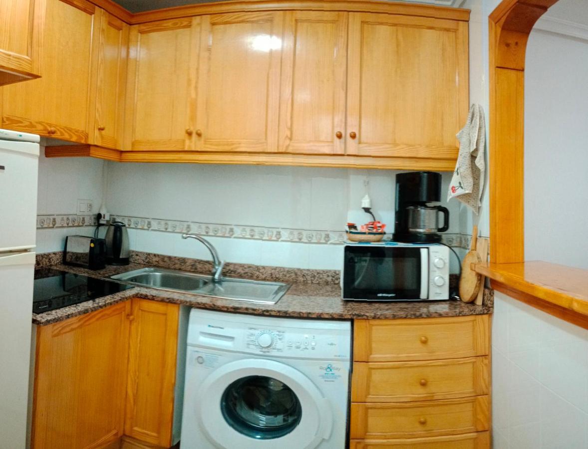 Estudio Wifi Bano 1 Sofa Cama Doble Piscina Playa 100Mts Torrevieja Ngoại thất bức ảnh